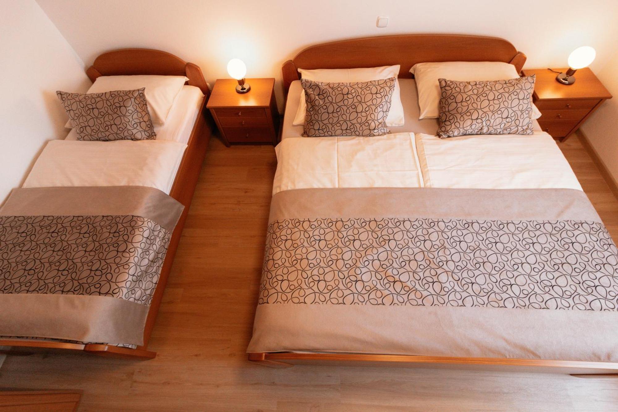 Apartments & Rooms Malej Bohinj Bilik gambar